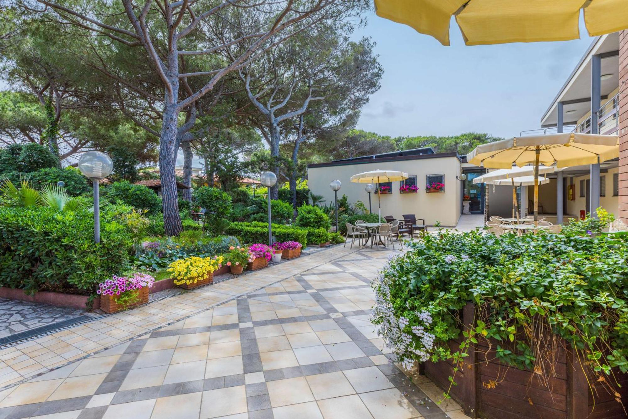Residence Casa Di Caccia Marina Di Bibbona Kültér fotó